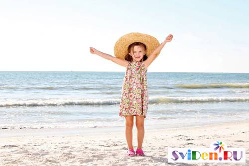 Клипарт - Счастливые дети на летнем пляже